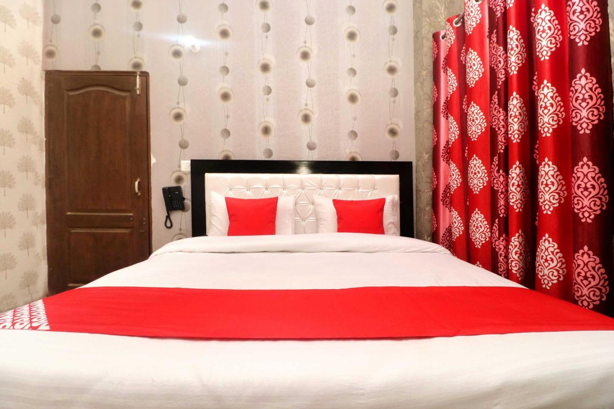 Oyo Hotel Aryan Plaza Chandīgarh Extérieur photo