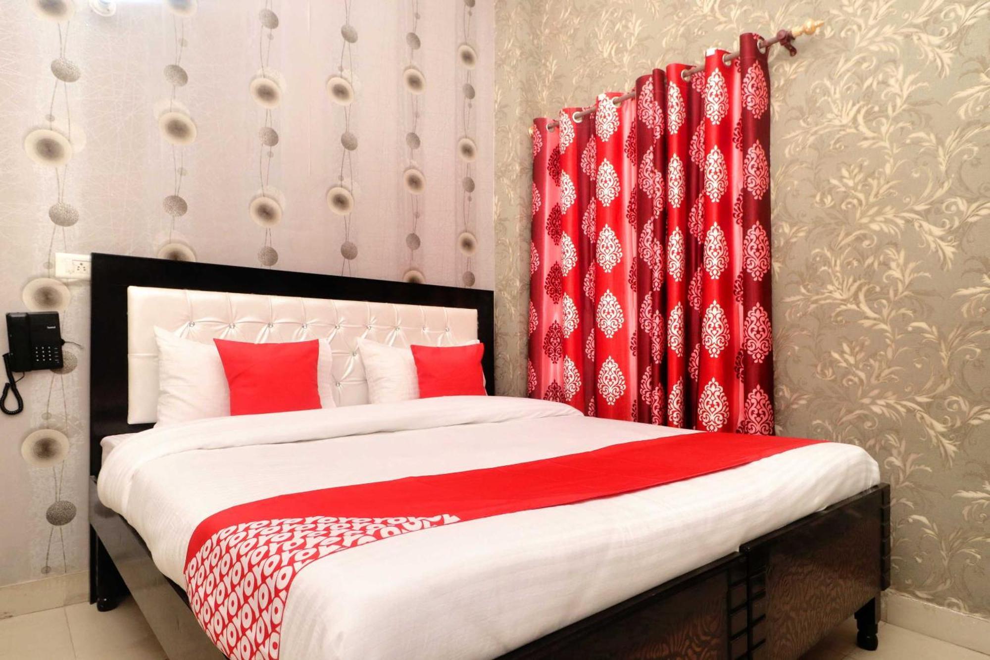Oyo Hotel Aryan Plaza Chandīgarh Extérieur photo