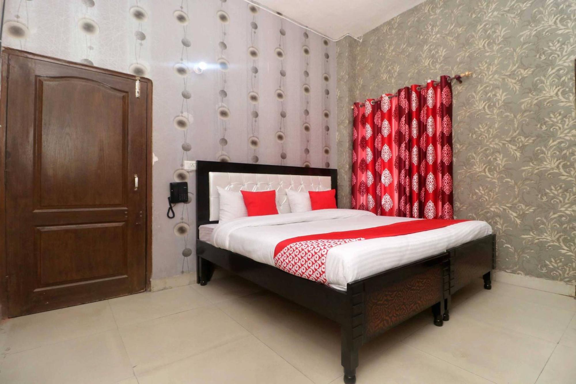 Oyo Hotel Aryan Plaza Chandīgarh Extérieur photo