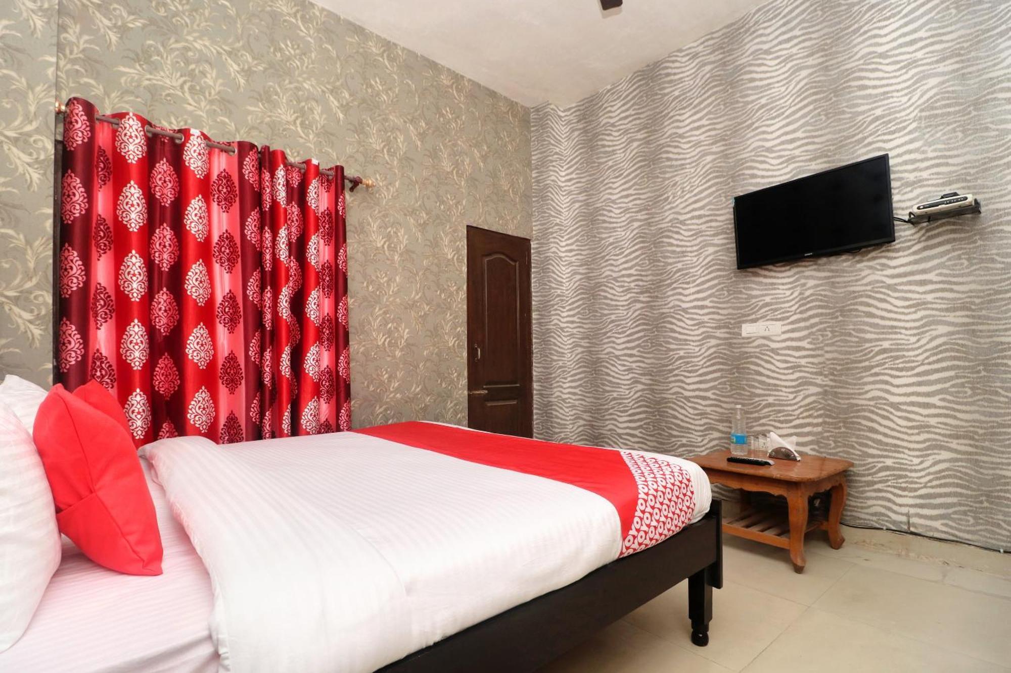 Oyo Hotel Aryan Plaza Chandīgarh Extérieur photo