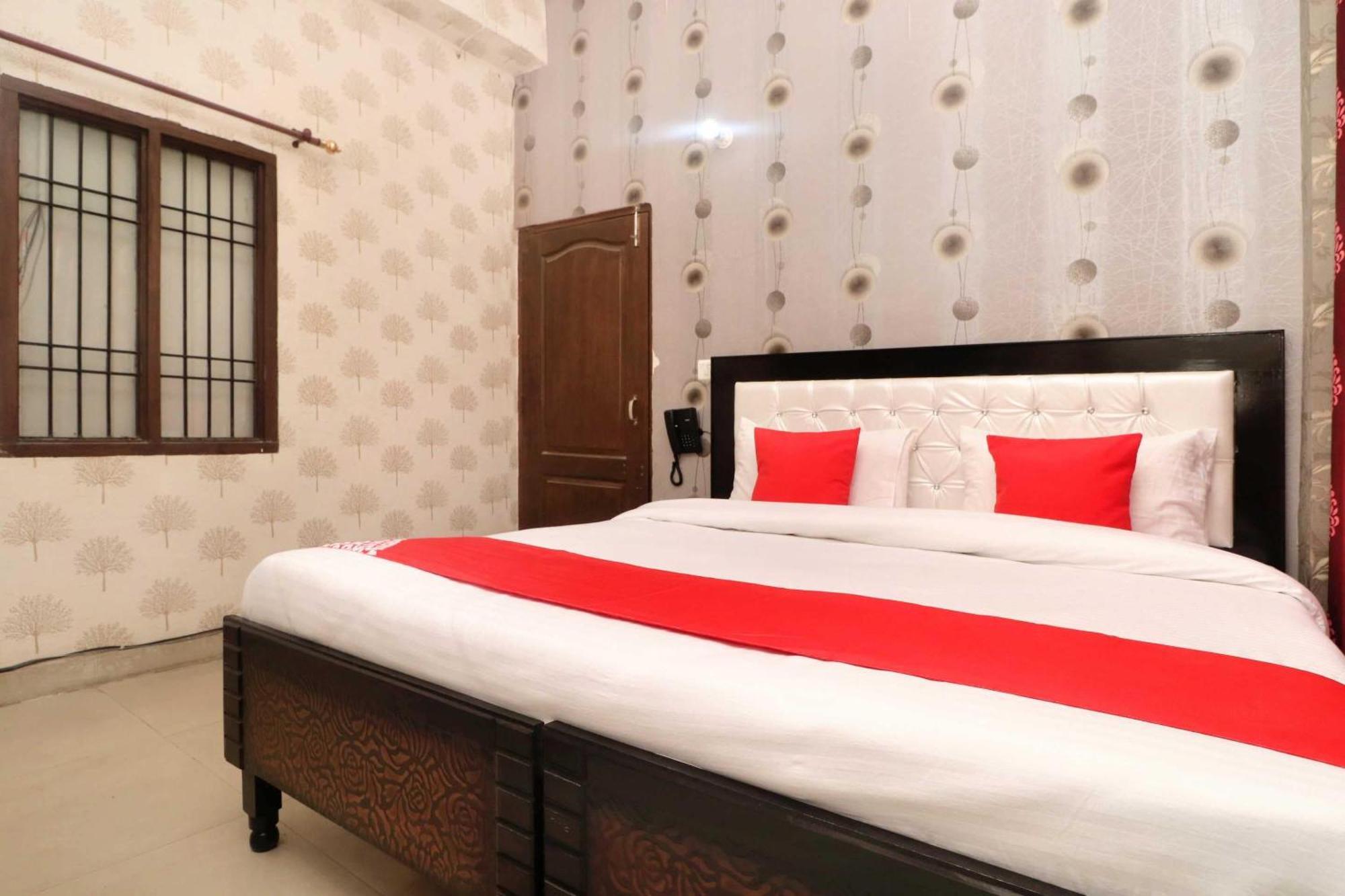 Oyo Hotel Aryan Plaza Chandīgarh Extérieur photo